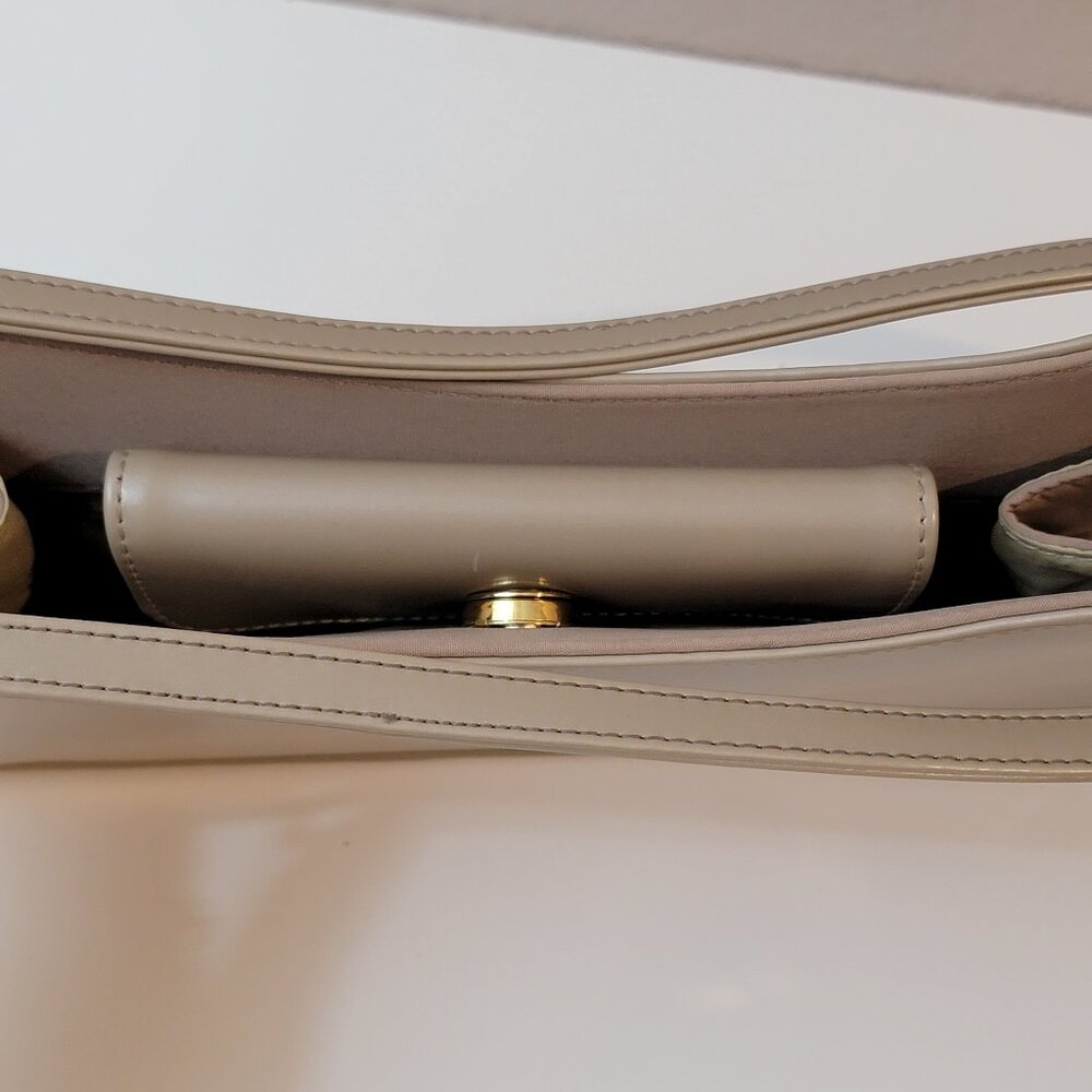 Nine West Beige Shoulder Bag with Gold Hardware - Picture 7 of 12